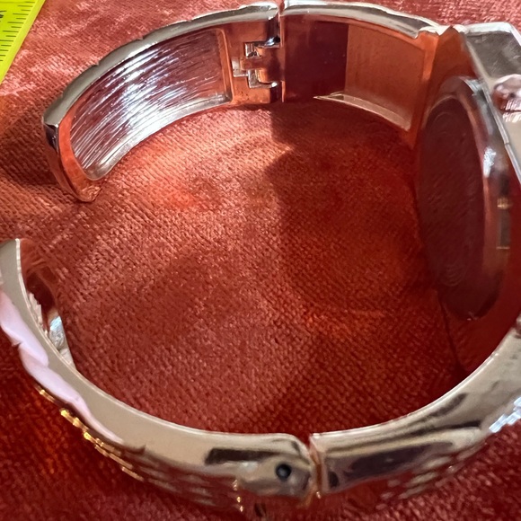 🌼Strada Watch - Picture 3 of 10